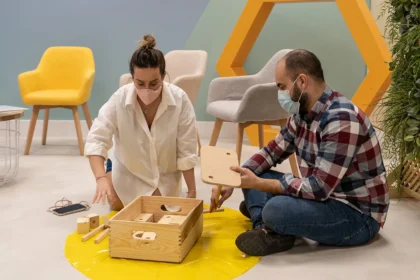 Interior del laboratorio ciudadano LAAAB en Zaragoza
