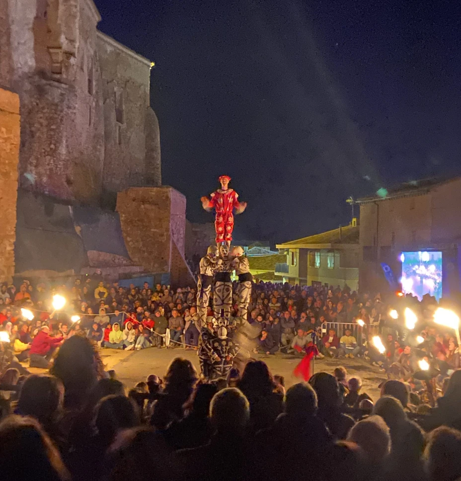 Las «mudanzas»: coreografías simbólicas